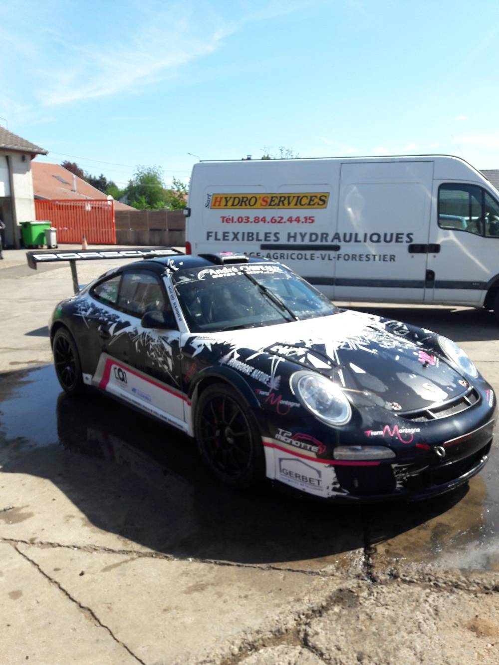 Réalisation porsche course extérieur